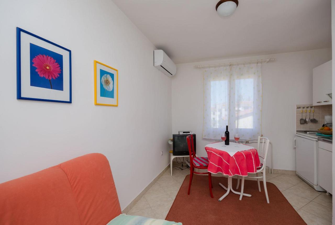 Apartments Milan 波雷奇 外观 照片