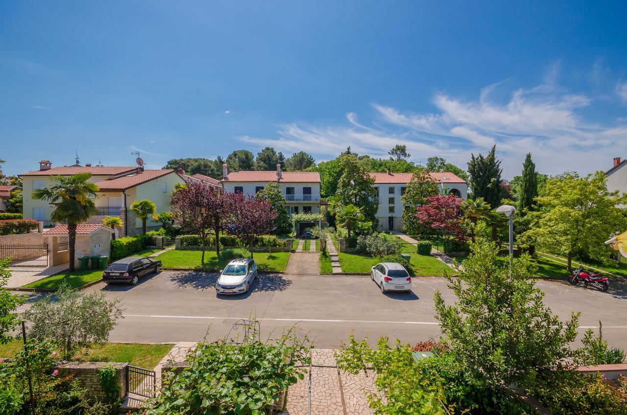 Apartments Milan 波雷奇 外观 照片