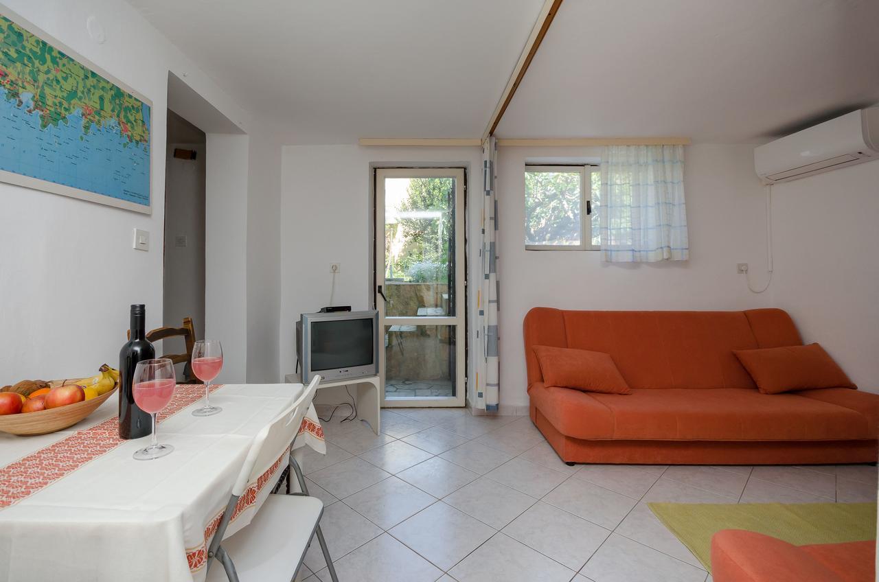 Apartments Milan 波雷奇 外观 照片